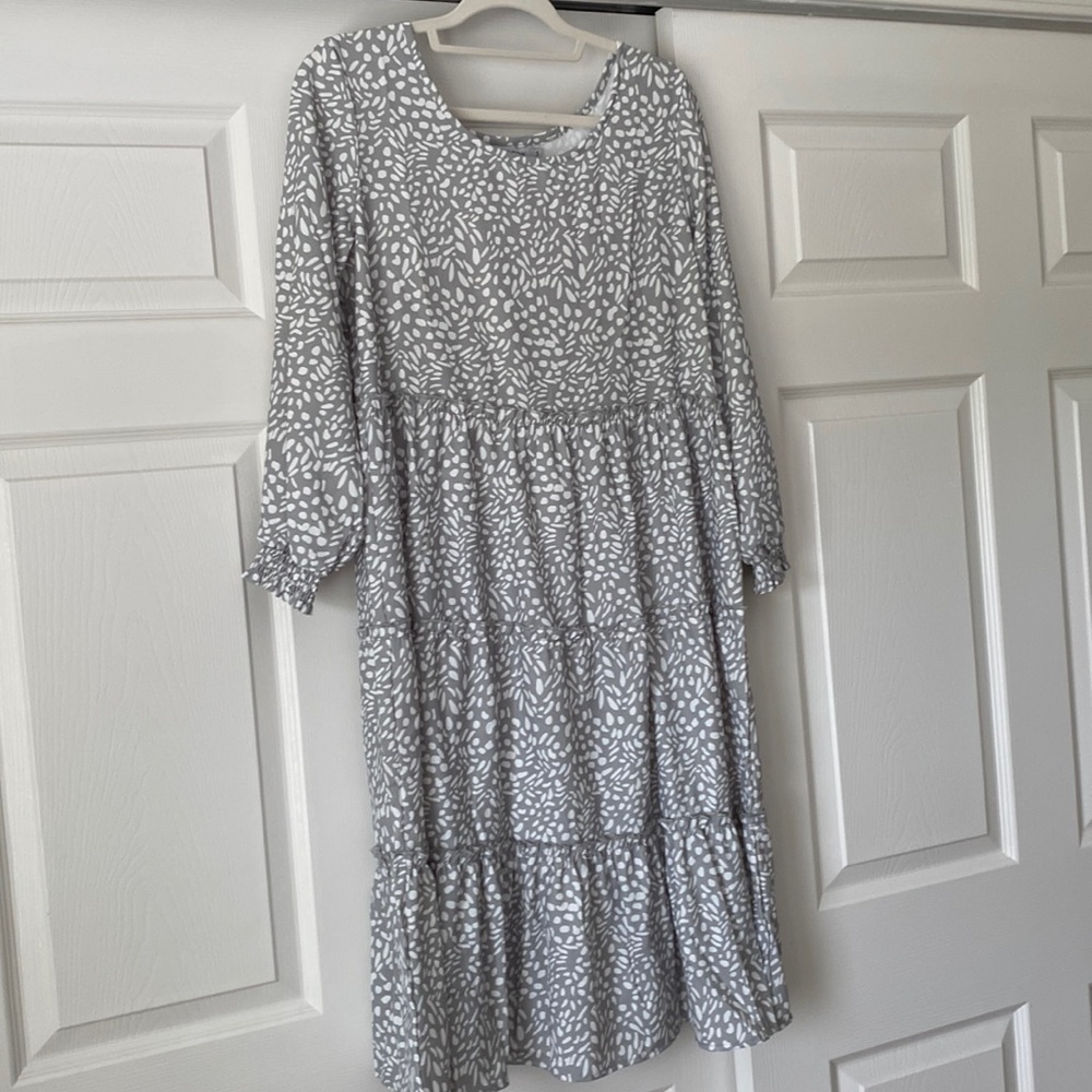 cute easy to wear summer dress Small $12